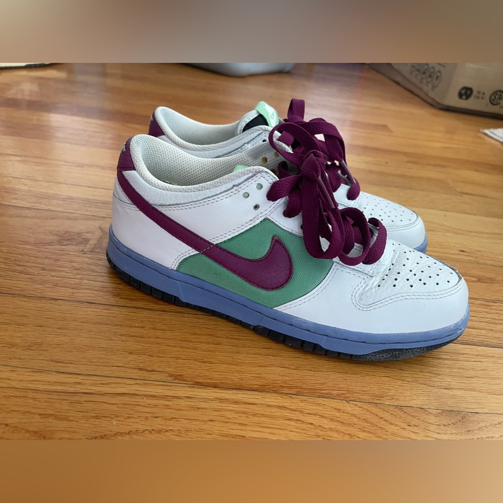 Nike Dunks -Womens 7.5
